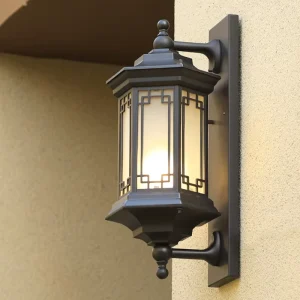15W 20W Solar Waterproof Retro Outdoor Garden LED Wall Light with Aluminum Base for Villa Garden Balcony