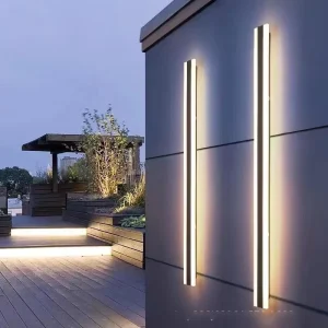 220V IP65 Solar Outdoor Waterproof LED Wall Lamp with Metal Construction for Garden Porch Villa Fence Line Lighting