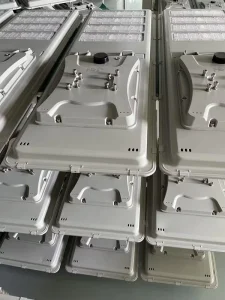 All in One AIO Solar Street Lights Seamless Die-Casting Housing Public Solar Lighting Solution