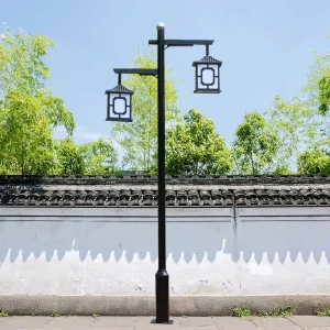 Chinese-style Antique Steel Solar Lamp Outdoor Courtyard Light 3/3.5/4m Heights IP65 LED Lighting