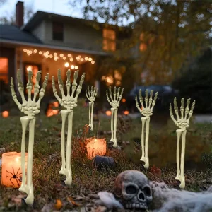 Factory Creative Noctilucent Simulated Hand Bones Plastic Crafts Halloween Party Decor Outdoor Home Decorations Bulk