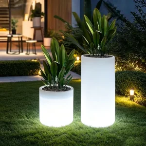 Glowing Multi-Color IP65 Rated Solar Garden Light Landscape Christmas Decoration Remote Control Outdoor