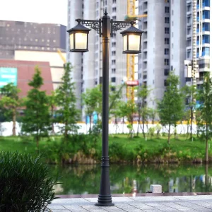 High-Pole Outdoor Waterproof IP65 Aluminum Shell Vintage Garden Villa Home 3-Meter LED Street Lamp