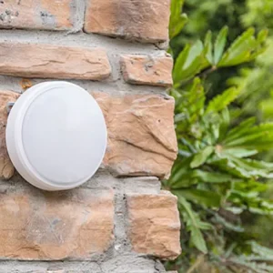 IP65 Outdoor 15W LED Round Bulkhead Wall Lamp PC and ABS Waterproof Cylinder Design