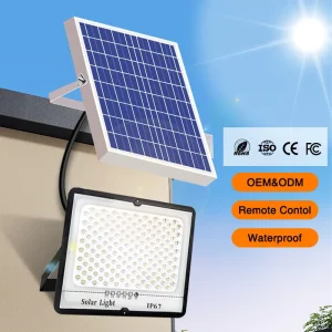 IP65 Solar LED Flood Light Waterproof Reflector Aluminium ABS Remote Control CRI90 5000K Daylight Sports