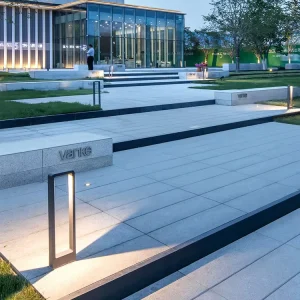 IP65 Waterproof Garden Lights Decorative Park Home Villa Courtyard Aluminum Material Modern Outdoor LED Lawn Lamp