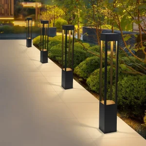 IP65 Waterproof Outdoor Garden Lawn Lights Solar Powered Decorative Lighting for Villa Gardens and Parks