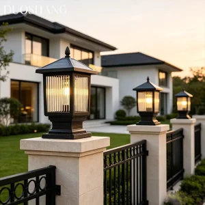 IP65 Waterproof Solar Outdoor Garden LED Pillar Light with Aluminum Body, E27 Base, and Warm White Light
