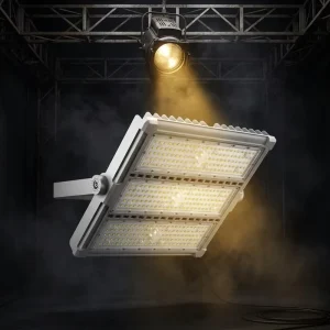 IP66 Outdoor Waterproof LED Flood Light 200W IP66 Rating Warehouse Stadium Use High Brightness Lightweight Aluminum Construction