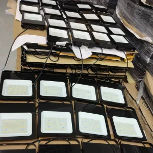 IP67 100w 70w 50w led flood light slim cri>80 3 CCT 5cct selectable color and multiple wattage floodlight fitting