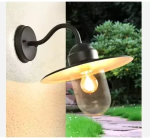Industrial Vintage Waterproof Aluminum Black E27 Outdoor Garden Wall Lantern Lamp with Tempered Glass Diffuser