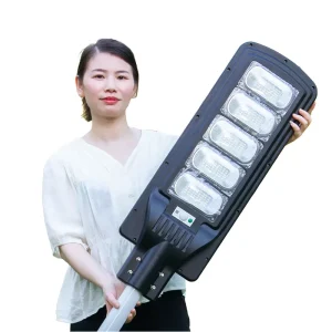 Integrated IP65 LED Solar Street Light with Lithium Iron Phosphate Battery 3-Year Warranty Suitable for Road Use