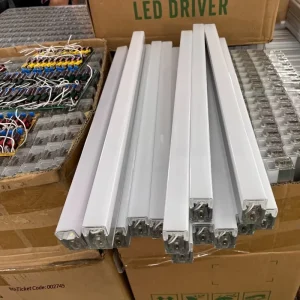 LED Tube Honeycomb Light Accessories Model DG 440mm Plug in Mounting 110V 220V Wide Voltage Garage Car Detailing Lights