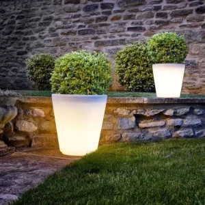 Lighted Patio Planters Waterproof Color Change Illuminate Outdoor Balcony Garden Solar Plastic Light up LED Flower Pot
