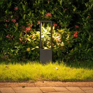 Modern Black 7W IP65 Aluminum LED Pathway Landscape Bollard Road Street Outdoor Garden Bollard Light Lawn Lamps