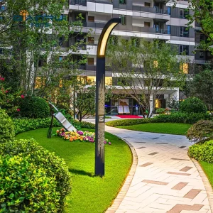 Modern Design Outdoor Post Curve Pole Landscape Road Lamp Parking LED Garden Lights for Outdoor