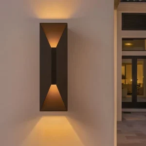 Modern IP65 Waterproof LED Wall Light for Outdoor Garden Stainless Steel Decorative Lighting Square Plastic Lampshade