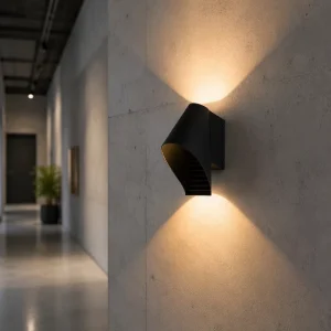 Modern Outdoor Aluminum LED Up-and-Down Wall Lamp, 2 x 6W, IP65, CE/RoHS, for Garden and Corridor