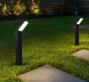 Modern Outdoor Waterproof Lawn Light for Garden