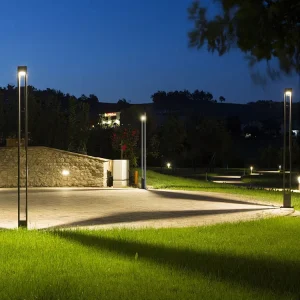Modern Style Aluminum IP65 Waterproof Outdoor Large LED Garden Lamps AC Powered Dimmable for Pathway Courtyard Park Villa Street