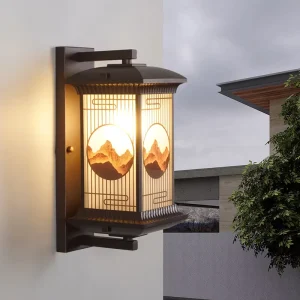 Outdoor Chinese Style Square Wall Lamp Solar Powered LED Waterproof for Garden Villa Courtyard & Doorway