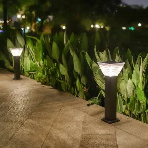 Outdoor IP65 Waterproof Aluminum Garden Lawn LED Solar Powered Bollard Light