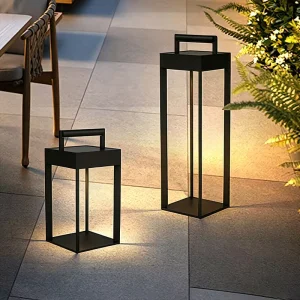 Outdoor Solar Aluminum IP65 Waterproof Modern Lawn and Courtyard LED Garden Light