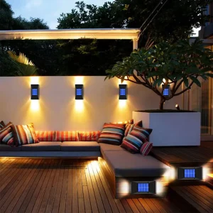 Outdoor Super Bright IP65 Waterproof 6 LED Solar Wall Lamp with Light Sensor Control 8 Hours Lighting for Garden Yard Decoration