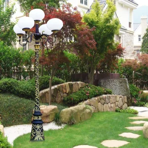 Outdoor Vintage 5 Heads Villa Hotel Street Garden Light Aluminum Yard Lamp Garden Pole Light