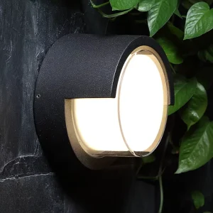 Outdoor wall mounted LED light IP54 protection rating modern round exterior wall lighting for outdoor courtyards