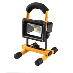 Portable Outdoor 10W 3000K 6000K Rechargeable LED Flood Light
