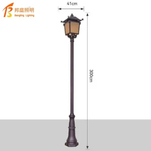 Retro European Style Courtyard Outdoor Waterproof IP66 Garden Light 5W Warm White Solar Glass Black/Antique Bronze Garden Villa