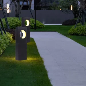 Solar LED Garden Projection Light for Outdoor Holiday Landscape Pathway Yard Lawn Decor