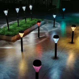 Solar Lawn Courtyard Light IP44 Rated Waterproof Auto Dusk Dawn Night Chinese Style Warm White Light CE Certified PP Material