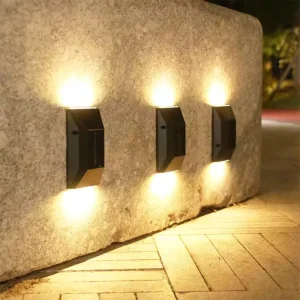 Solar Motion Sensor Wall Light Outdoor 6 LED Garden Lamp IP65 Waterproof Security Sconce for Patio Fence Garage