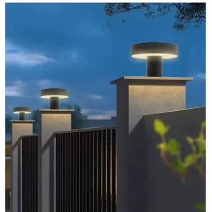Solar Outdoor Garden Fence Decorative Lighting IP65 Guardrail LED Pillar Lights with Battery Power Supply