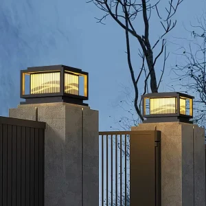 Solar Powered IP65 Thickened Aluminum Chinese Style Pillar Light for Villa Courtyard Fence Outdoor Waterproof Use