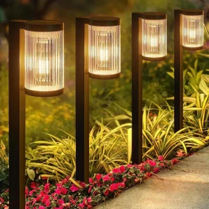 Solar Powered LED Garden Lights Waterproof Lawn Decorative Light Lamp with IP65 Rating
