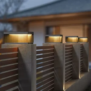 Solar-powered Pillar Light Modern Gate Pillar Decorative Post Main Gate Outdoor Lamp