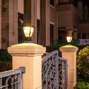 Very Bright IP65 Waterproof Solar Pillar Lights LED 360 Beam Angle Dimmable 2700K Warm White 50000 Hours Garden