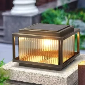 Waterproof LED Square Solar Pillar Light, E27 Base, Aluminum Body, IP65, Outdoor Courtyard and Gate