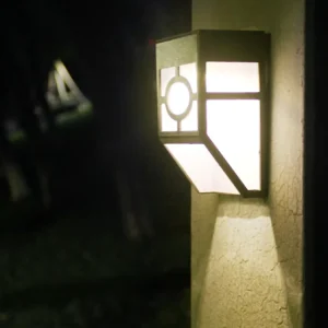Wholesalers PVC Waterproof IP54 Rated Led Solar Garden Wall Light with 6 9 Hours Outdoor Decor